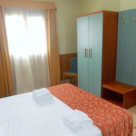 Riviera فيوميتشينو