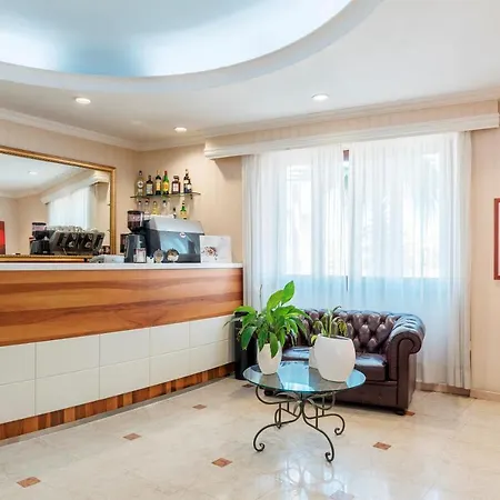 Riviera Hotel 3*