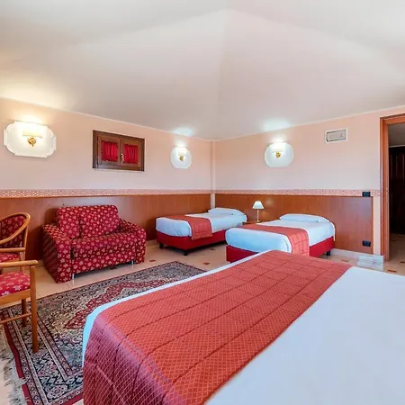 Riviera Hotel