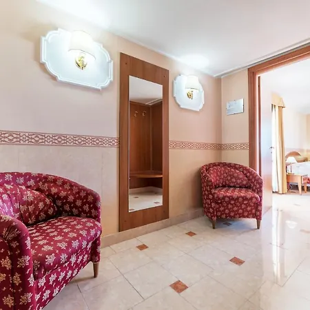 Hotel Riviera 3*