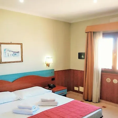 Riviera Hotel 3*