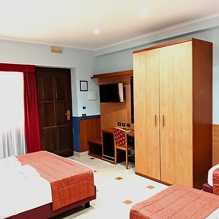 Riviera Hotel 3*