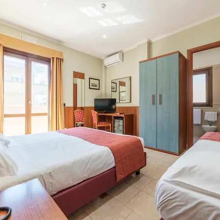 Hotel Riviera 3*