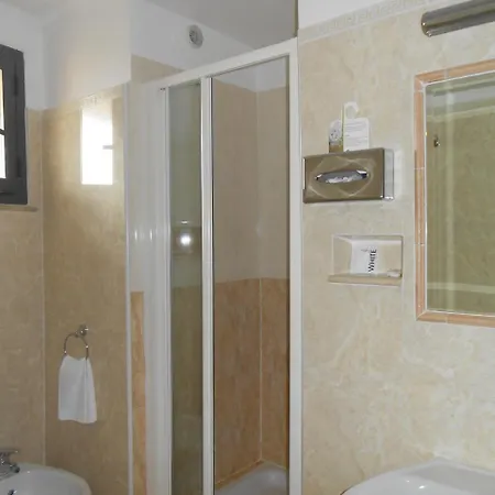 Riviera 3*