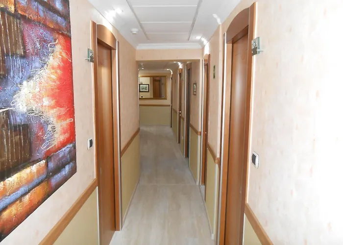 Riviera Отель Фьюмичино