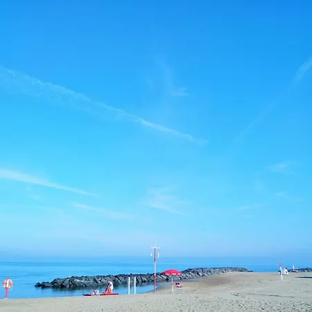Riviera Hotell 3*