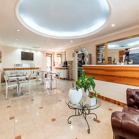 Hotell Riviera