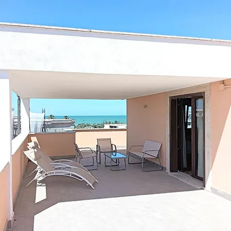 Riviera Hotell 3*